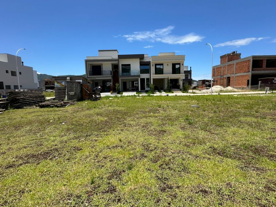 Terreno - Venda - Beira Rio - Bigua�u - SC